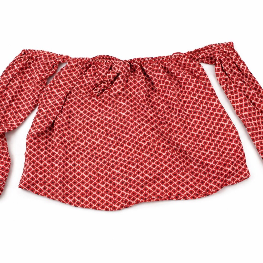 Relaxed Billabong red patterned top